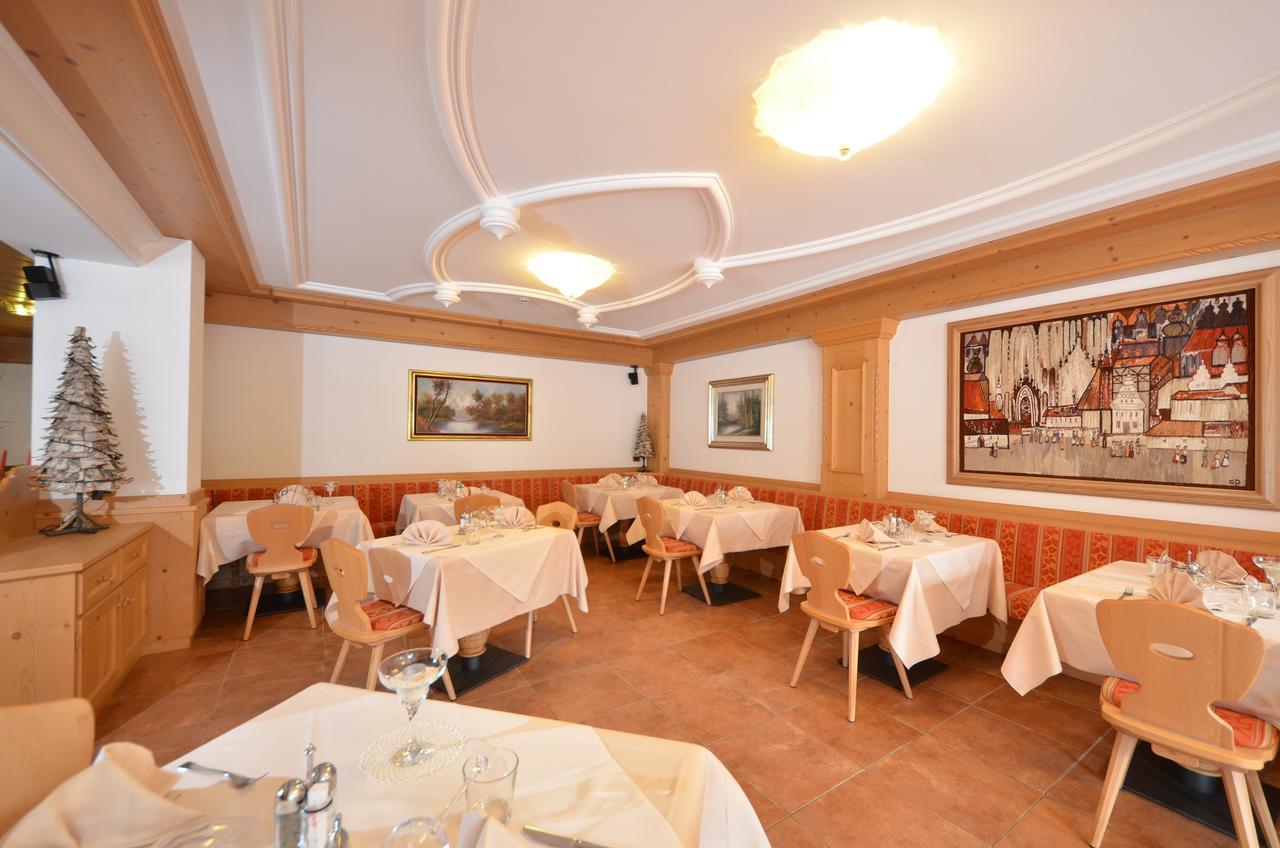 Hotel La Soldanella Moena Exteriör bild